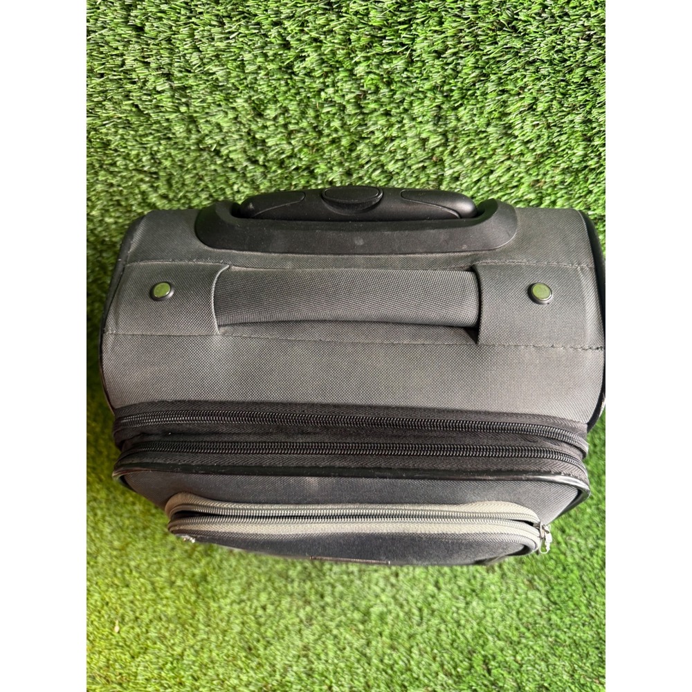 Ben Sherman Carry On Spinner Suitcase Charcoal Gray Softside Rolling Luggage - Picture 4 of 12